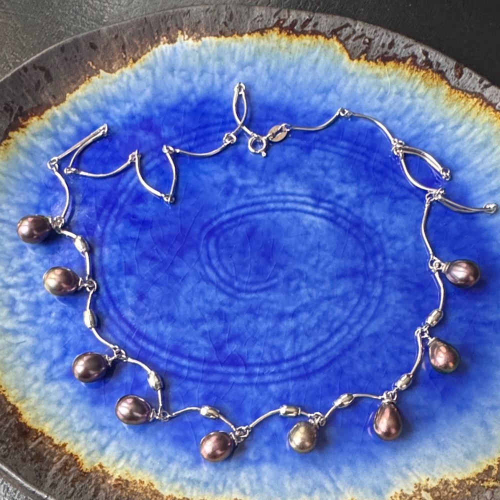 Chic Silver and Purple Drop Pearl Necklace